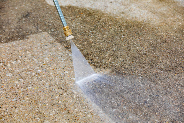 Best Sign and Awning Cleaning  in Belleair, FL